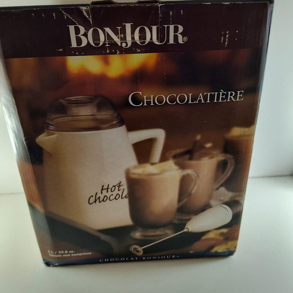 Bonjour Hot Chocolate maker 33 oz  99